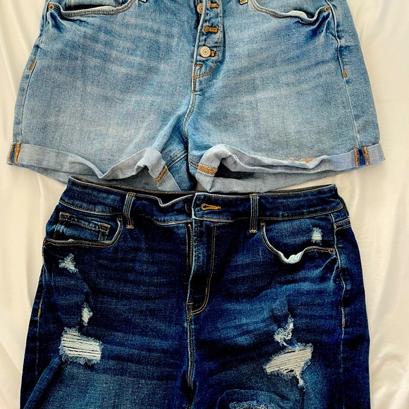 Old Navy Jean short bundle - Picture 1 of 6